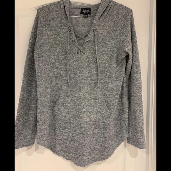 Tie up comfy top - Picture 1 of 2